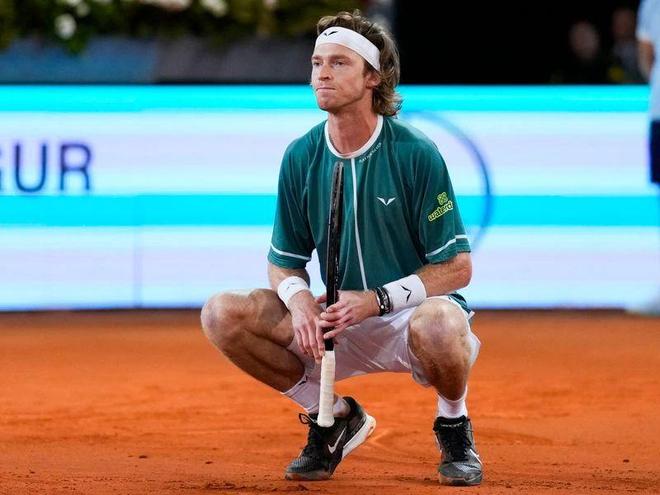 堪称全场亮 堪称全场亮